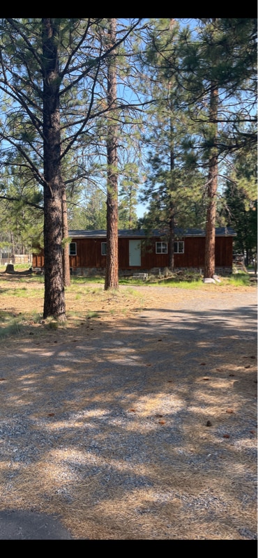 14742 Bluegrass Loop in Sisters, OR - Building Photo - Building Photo