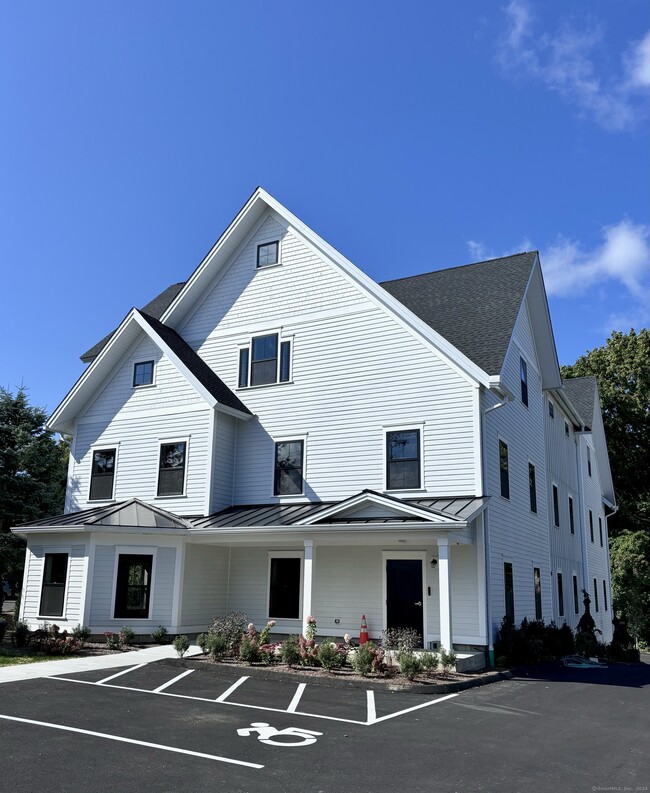 property at 5 N Salem Rd