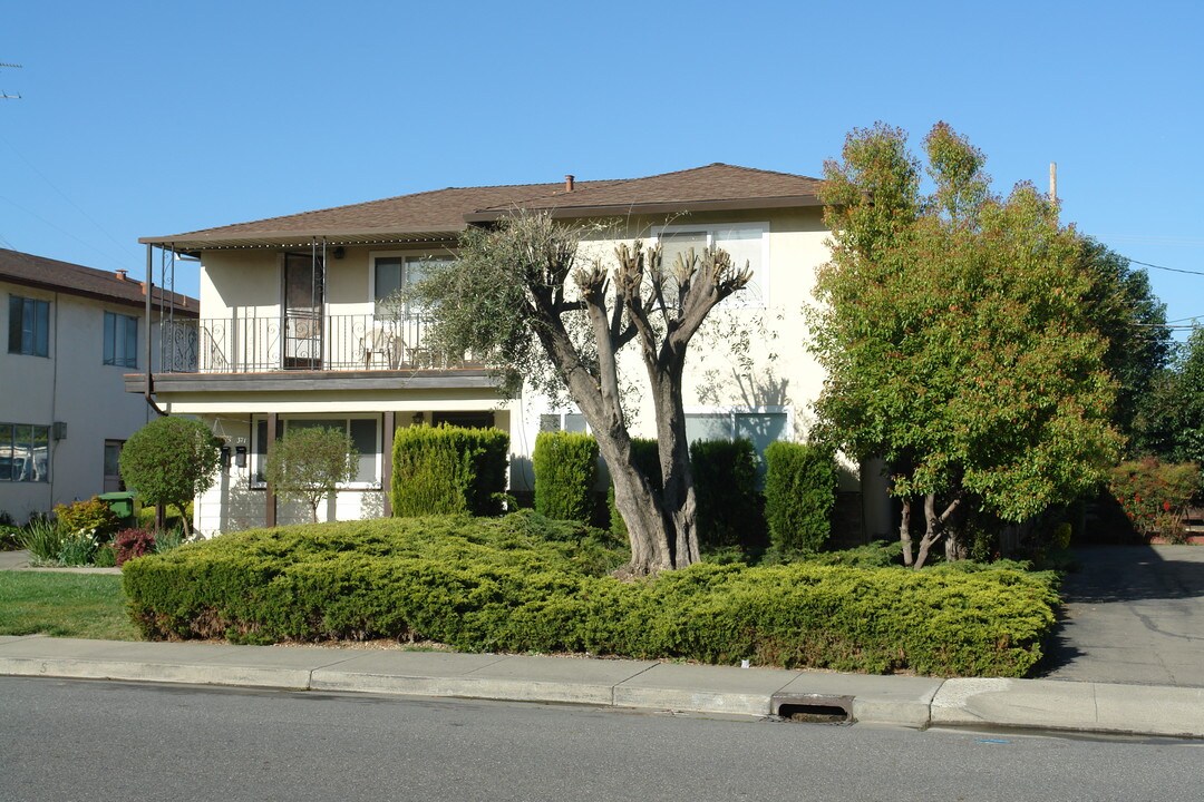 371 Dunster Dr in Campbell, CA - Foto de edificio