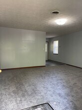 120 Amanda Ct in Athens, GA - Building Photo - Building Photo