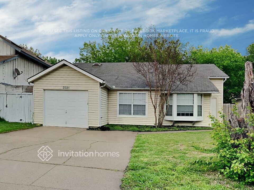 5521 Safari Trail in Arlington, TX - Building Photo