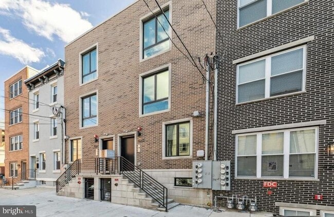 property at 1123 S 20th St
