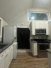 3979 C Rogers Rd in Gainesville, GA - Building Photo - Building Photo