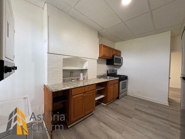 property at 518 E 23rd St