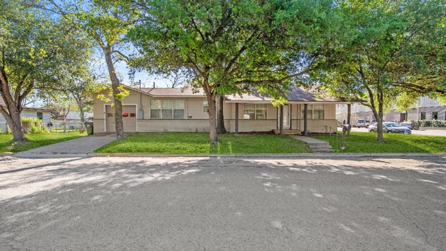 property at 410 N Grimes St