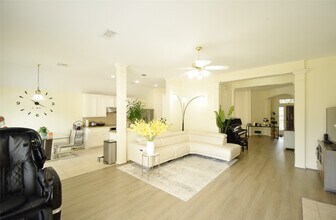 3219 Summerland Dr in Manvel, TX - Building Photo - Building Photo