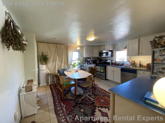 42 Lincoln St, Unit #2 in Cambridge, MA - Building Photo - Building Photo