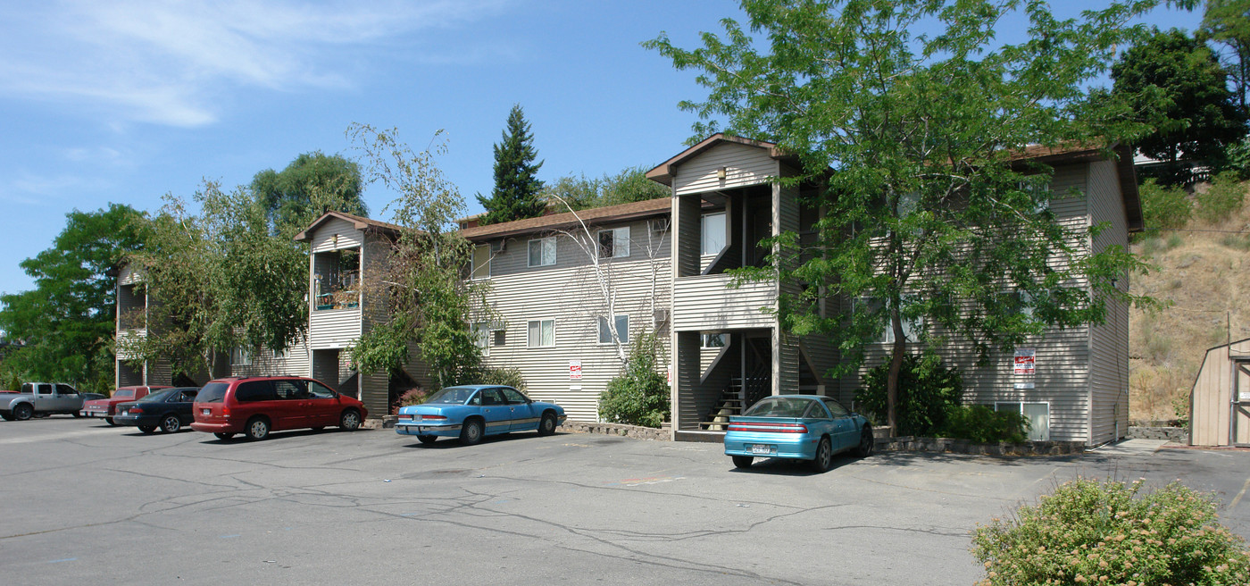 Heather Terrace Apartments in Spokane, WA - Building Photo