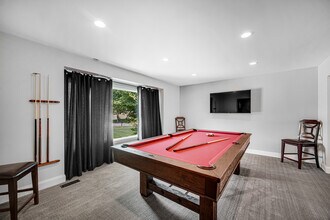 1167 Longtree Ln in Wheeling, IL - Building Photo - Building Photo