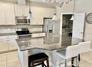 7112 Enchanted Lake Dr in Winter Garden, FL - Building Photo - Building Photo