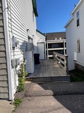 406 E Houghton Ave in Houghton, MI - Foto de edificio - Building Photo