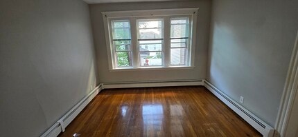 44 Estes St in Lynn, MA - Building Photo - Building Photo