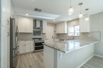 4831 N 82nd St in Scottsdale, AZ - Building Photo - Building Photo