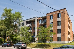 1555 Dutrisac Rue in St. Laurent, QC - Building Photo