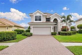 11845 Bramble Ct in Naples, FL - Foto de edificio - Building Photo