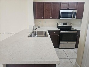 142 SE 28th Ter in Homestead, FL - Building Photo - Building Photo