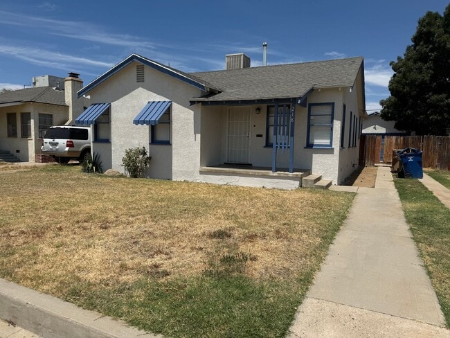218 Linda Vista Dr in Bakersfield, CA - Building Photo - Building Photo