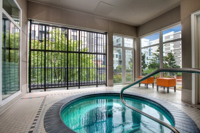 2801 1st Ave in Seattle, WA - Foto de edificio - Building Photo