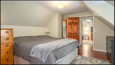 16 Oakland St in Rochester, NY - Building Photo - Building Photo
