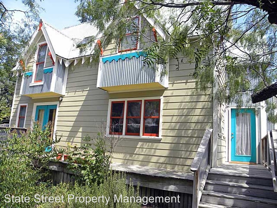 1705 Winsted Ln in Austin, TX - Building Photo