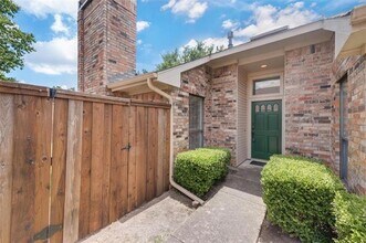 2020 Hearthside Ln in Garland, TX - Building Photo - Building Photo