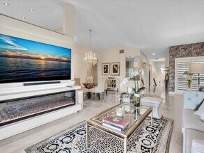 17287 Boca Club Blvd in Boca Raton, FL - Building Photo - Building Photo