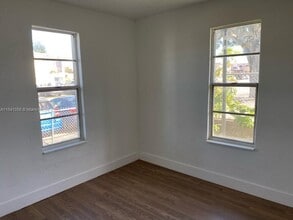 66 W 13th St in Hialeah, FL - Building Photo - Building Photo