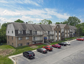 Timber Point Apartments in Indianapolis, IN - Foto de edificio - Building Photo