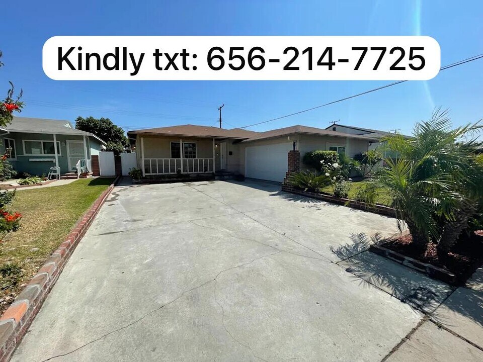 12803 Muroc St in Norwalk, CA - Building Photo
