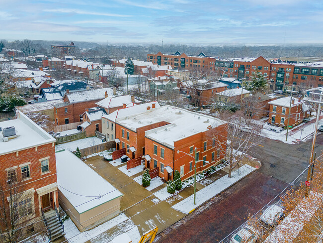 740 S Front St in Columbus, OH - Building Photo - Building Photo