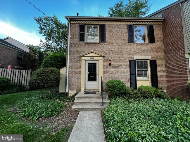 property at 10863 Bucknell Dr
