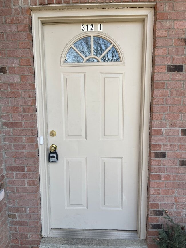 312 Oliver St in Corydon, IN - Building Photo - Building Photo