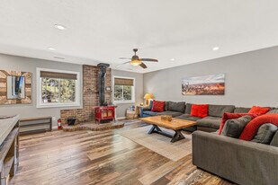 5420 Cassi Ln, Unit FL1-ID1257804P in Flagstaff, AZ - Building Photo