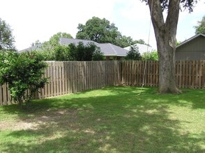 3974 Harbors Port St in Milton, FL - Building Photo - Building Photo