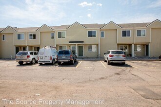 3005 Ross Dr in Fort Collins, CO - Building Photo - Building Photo