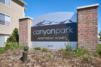 Canyon Park in Sandy, UT - Foto de edificio