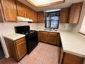 673 Bristol Dr in El Paso, TX - Building Photo - Building Photo