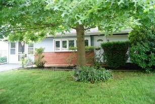 25 Martindale Dr in Newark, DE - Building Photo
