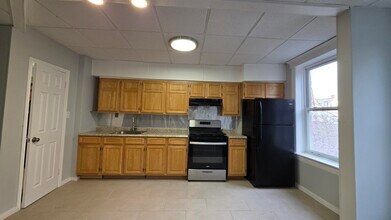 722 West Side Ave in Jersey City, NJ - Building Photo - Building Photo