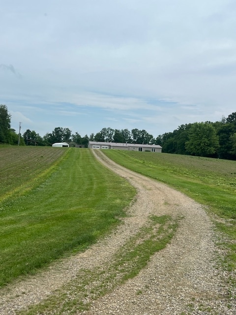 6944 Township Rd 131 in Millersburg, OH - Building Photo - Building Photo