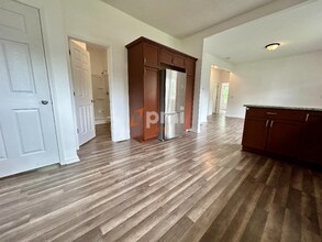 13328 Edison St in Cedar Lake, IN - Foto de edificio - Building Photo