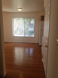 1333 W Lake Lansing Rd - 6