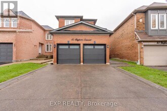 43 Bighorn Crescent in Brampton, ON - Building Photo - Building Photo
