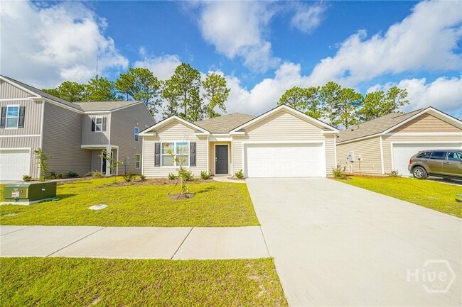 433 Coconut Dr in Bloomingdale, GA - Foto de edificio - Building Photo