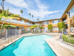 336 S. Alexandria Ave in Los Angeles, CA - Building Photo - Building Photo