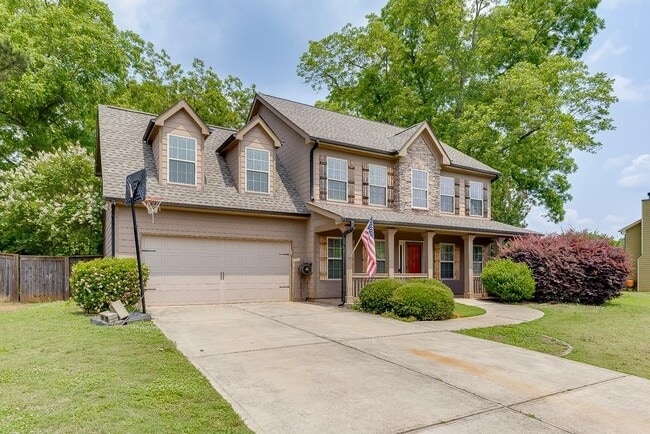 323 Deer Run Dr in Jefferson, GA - Foto de edificio - Building Photo