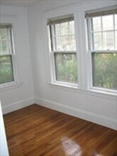 283 Lowell Ave in Newton, MA - Building Photo - Building Photo