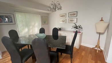 2413 Palazzo Dr in Buffalo Grove, IL - Building Photo - Building Photo