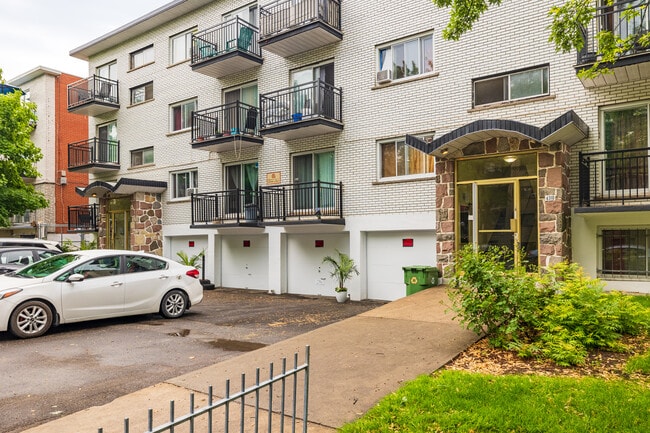 6310-6320 Maurice-Duplessis Boul