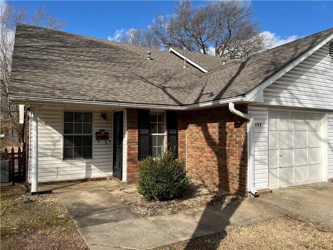 property at 322 S 11th Pl